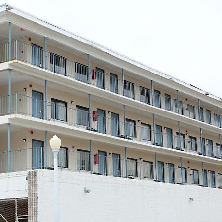 Blue Marlin Motel Virginia Beach Exterior photo